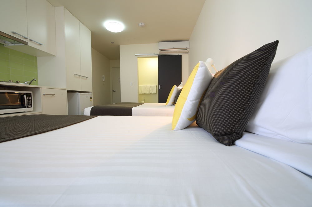 ซิตี้ เอดจ์ อพาร์ตเมนต์ โฮเต็ล นอร์ท เมลเบิร์น Aparthotel ภายนอก รูปภาพ