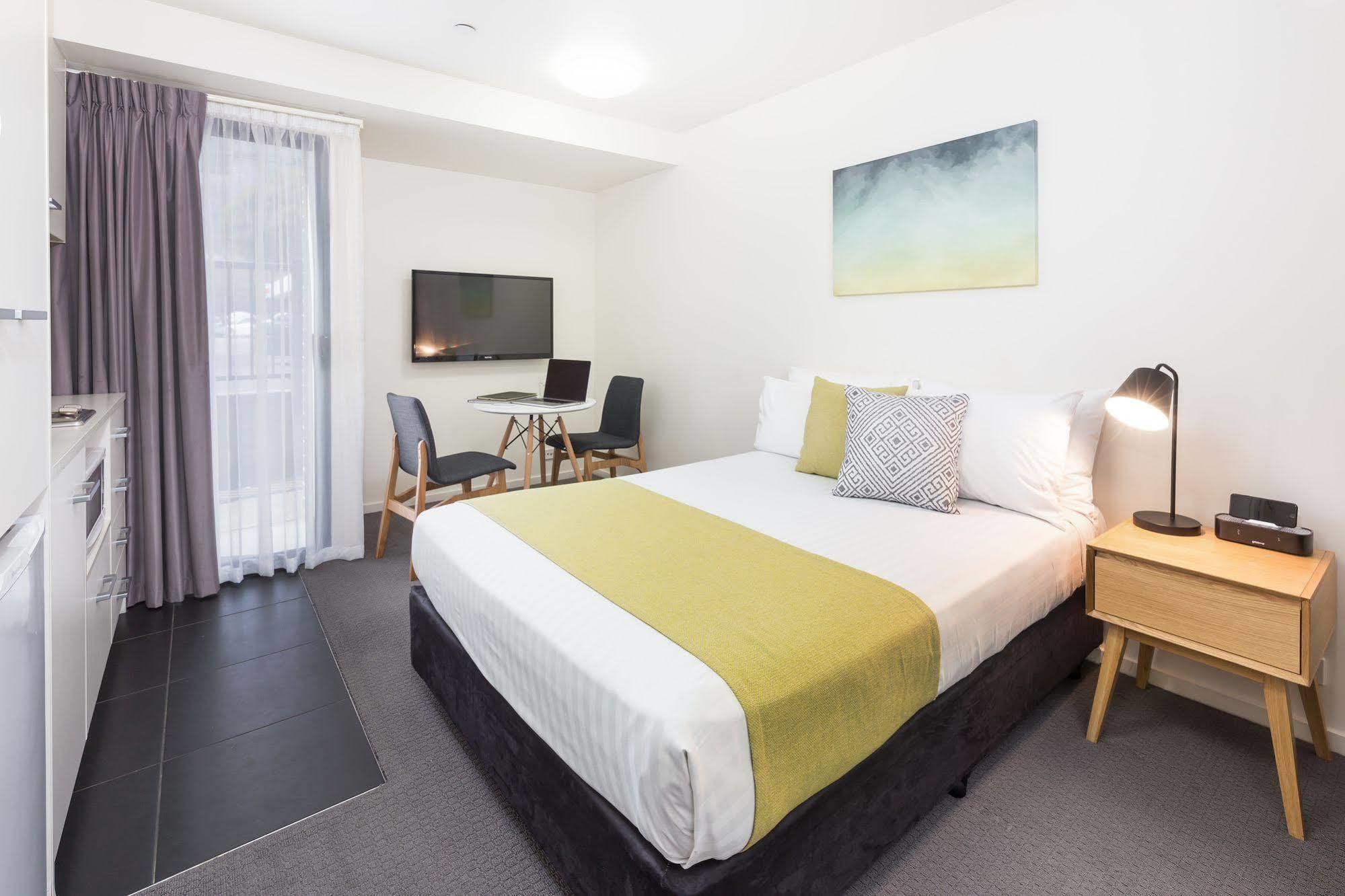 ซิตี้ เอดจ์ อพาร์ตเมนต์ โฮเต็ล นอร์ท เมลเบิร์น Aparthotel ภายนอก รูปภาพ